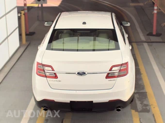 2018 Ford Taurus SE – miniatura 5
