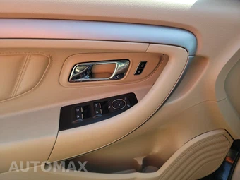 2018 Ford Taurus SE - miniatura 9