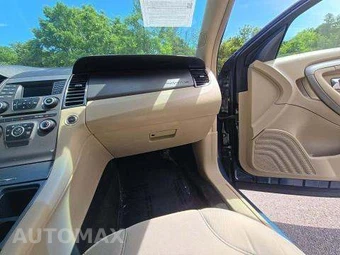 2018 Ford Taurus SE – miniatura 20