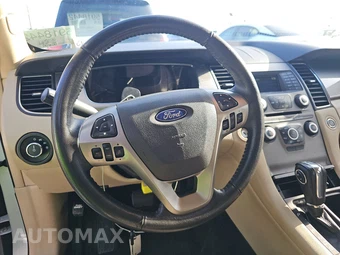 2018 Ford Taurus SEL – miniatura 10