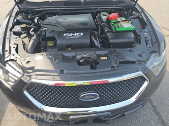 2018 Ford Taurus SHO – miniatura 15