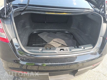 2018 Ford Taurus SHO – miniatura 16