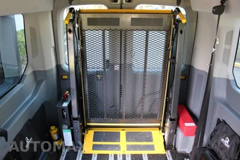 2018 Ford Transit 150 Passenger Wagon XL w/RH Sliding Door Medium Roof 129.9" WB - miniatura 47