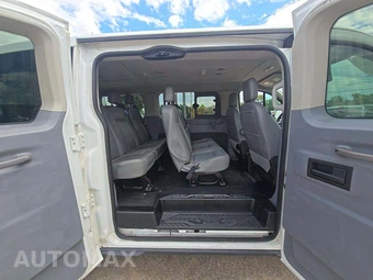 2018 Ford Transit 150 Passenger Wagon XL w/RH Swing-Out Doors Low Roof 129.9" WB - miniatura 13