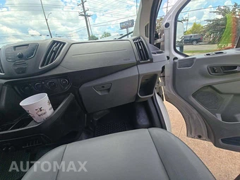 2018 Ford Transit 150 Passenger Wagon XL w/RH Swing-Out Doors Low Roof 129.9" WB - miniatura 16