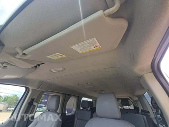 2018 Ford Transit 150 Passenger Wagon XL w/RH Swing-Out Doors Low Roof 129.9" WB - miniatura 8
