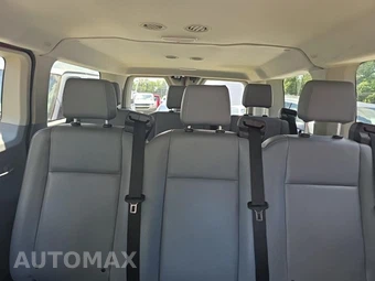 2018 Ford Transit 150 Passenger Wagon XL w/RH Swing-Out Doors Low Roof 129.9" WB - miniatura 16