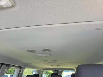 2018 Ford Transit 150 Passenger Wagon XL w/RH Swing-Out Doors Low Roof 129.9" WB - miniatura 11