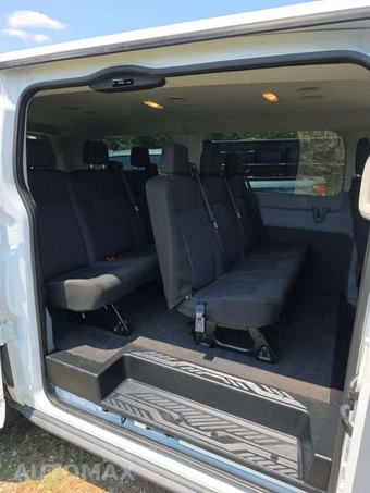 2018 Ford Transit 150 Passenger Wagon XL w/RH Swing-Out Doors Low Roof 129.9" WB - miniatura 17