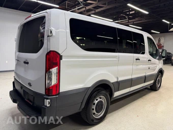 2018 Ford Transit 150 Passenger Wagon XL w/RH Swing-Out Doors Low Roof 129.9" WB - miniatura 10
