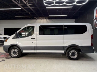 2018 Ford Transit 150 Passenger Wagon XL w/RH Swing-Out Doors Low Roof 129.9" WB - miniatura 16