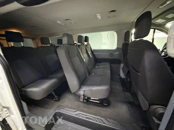 2018 Ford Transit 150 Passenger Wagon XL w/RH Swing-Out Doors Low Roof 129.9" WB - miniatura 20
