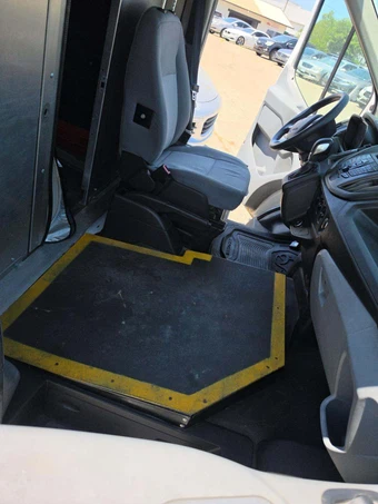 2018 Ford Transit 250 Cargo Van w/RH Sliding Door High Roof 147.6" WB - miniatura 18