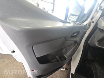 2018 Ford Transit 250 Cargo Van w/RH Sliding Door High Roof 147.6" WB - miniatura 9