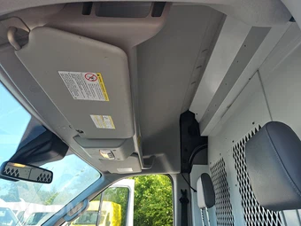 2018 Ford Transit 250 Cargo Van w/RH Sliding Door High Roof 147.6" WB - miniatura 17
