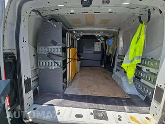 2018 Ford Transit 250 Cargo Van w/RH Sliding Door Low Roof 129.9" WB - miniatura 13