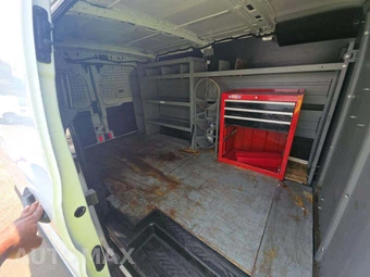 2018 Ford Transit 250 Cargo Van w/RH Sliding Door Low Roof 129.9" WB - miniatura 15