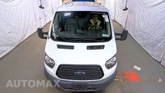 2018 Ford Transit 250 Cargo Van w/RH Swing-Out Doors Low Roof 129.9" WB - miniatura 2