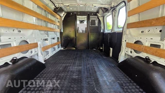 2018 Ford Transit 250 Cargo Van w/RH Swing-Out Doors Low Roof 129.9" WB - miniatura 8