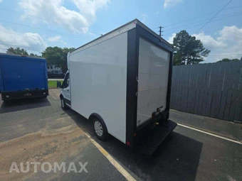 2018 Ford Transit 350 Cutaway - miniatura 2