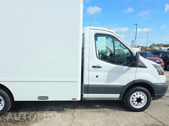 2018 Ford Transit 350 HD Cab Chassis 10360 GVWR DRW - miniatura 5