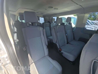 2018 Ford Transit 350 Passenger Wagon XLT w/RH Swing-Out Doors Low Roof 147.6" WB - miniatura 13