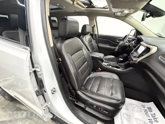 2018 GMC Acadia Denali - miniatura 22