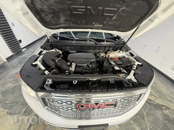2018 GMC Acadia Denali - miniatura 33