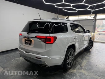 2018 GMC Acadia Denali - miniatura 5