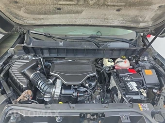 2018 GMC Acadia Denali 5SA – miniatura 12