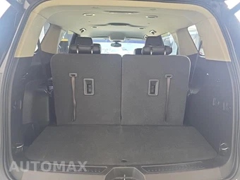 2018 GMC Acadia Denali 5SA – miniatura 13