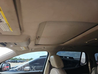 2018 GMC Acadia Denali 5SA – miniatura 17