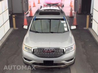 2018 GMC Acadia Denali 5SA – miniatura 2