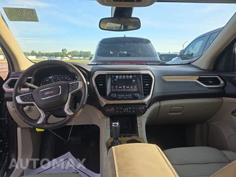 2018 GMC Acadia Denali 5SA – miniatura 11