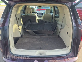 2018 GMC Acadia Denali 5SA – miniatura 17