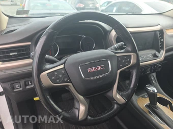2018 GMC Acadia Denali 5SA – miniatura 10