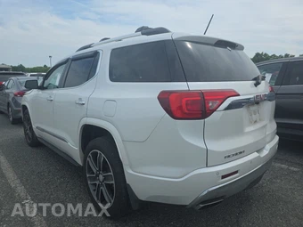 2018 GMC Acadia Denali 5SA – miniatura 6