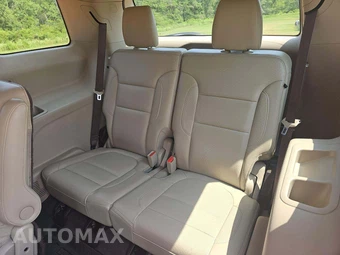 2018 GMC Acadia Denali 5SA – miniatura 11