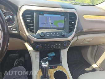 2018 GMC Acadia Denali 5SA – miniatura 7