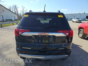 2018 GMC Acadia Denali 5SA – miniatura 5