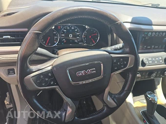 2018 GMC Acadia Denali 5SA - miniatura 10