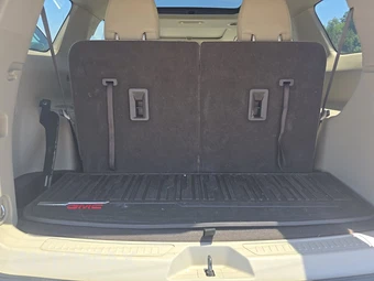 2018 GMC Acadia Denali 5SA - miniatura 17