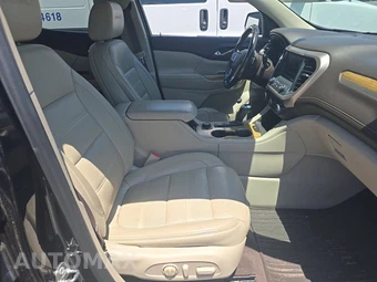 2018 GMC Acadia Denali 5SA - miniatura 8