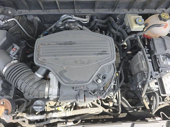 2018 GMC Acadia Denali 5SA – miniatura 16