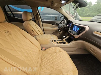 2018 GMC Acadia Denali 5SA – miniatura 8