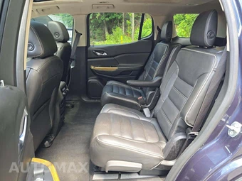 2018 GMC Acadia Denali 5SA – miniatura 10
