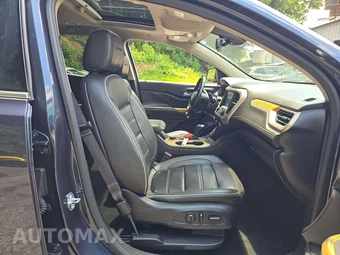 2018 GMC Acadia Denali 5SA – miniatura 16