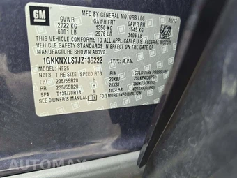 2018 GMC Acadia Denali 5SA – miniatura 2