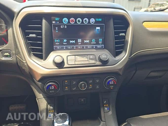 2018 GMC Acadia Denali 5SA – miniatura 7