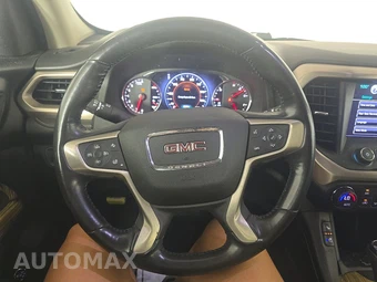 2018 GMC Acadia Denali 5SA – miniatura 10